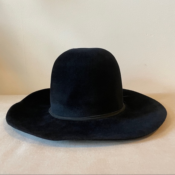 Black felt Clyde hat medium brim high crown - Picture 5 of 6